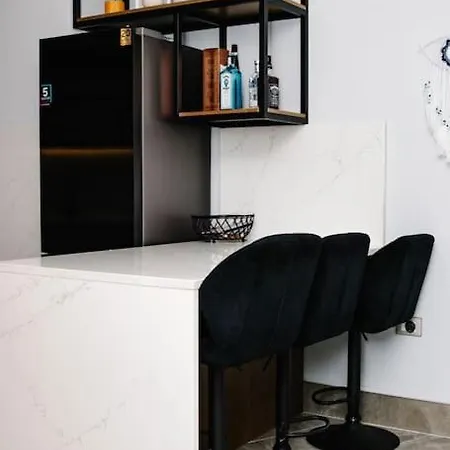 Lejlighed Charming & Panoramic 2 Bed In The Heart Of *